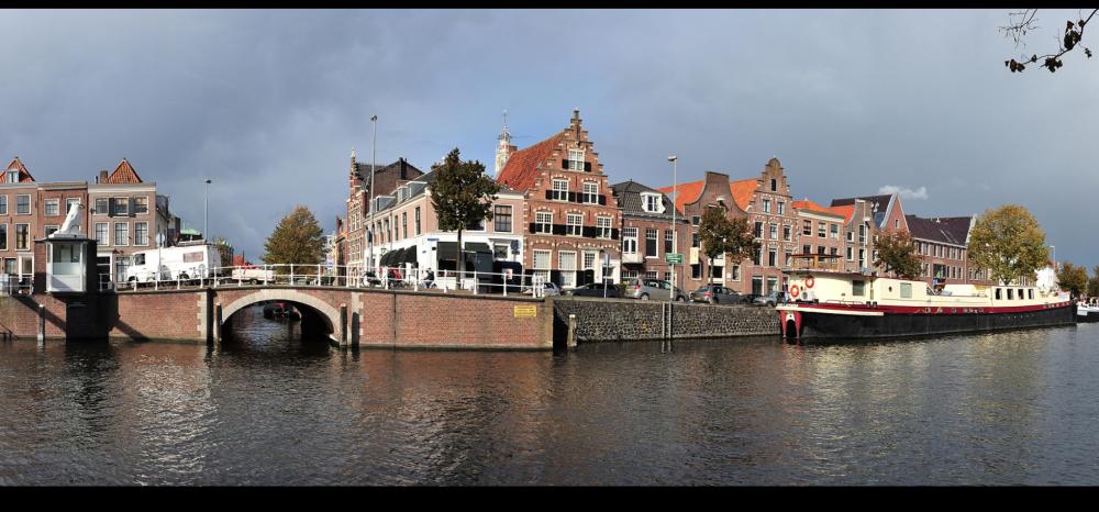 Huizenruil: 2 onder 1 kap in Haarlem